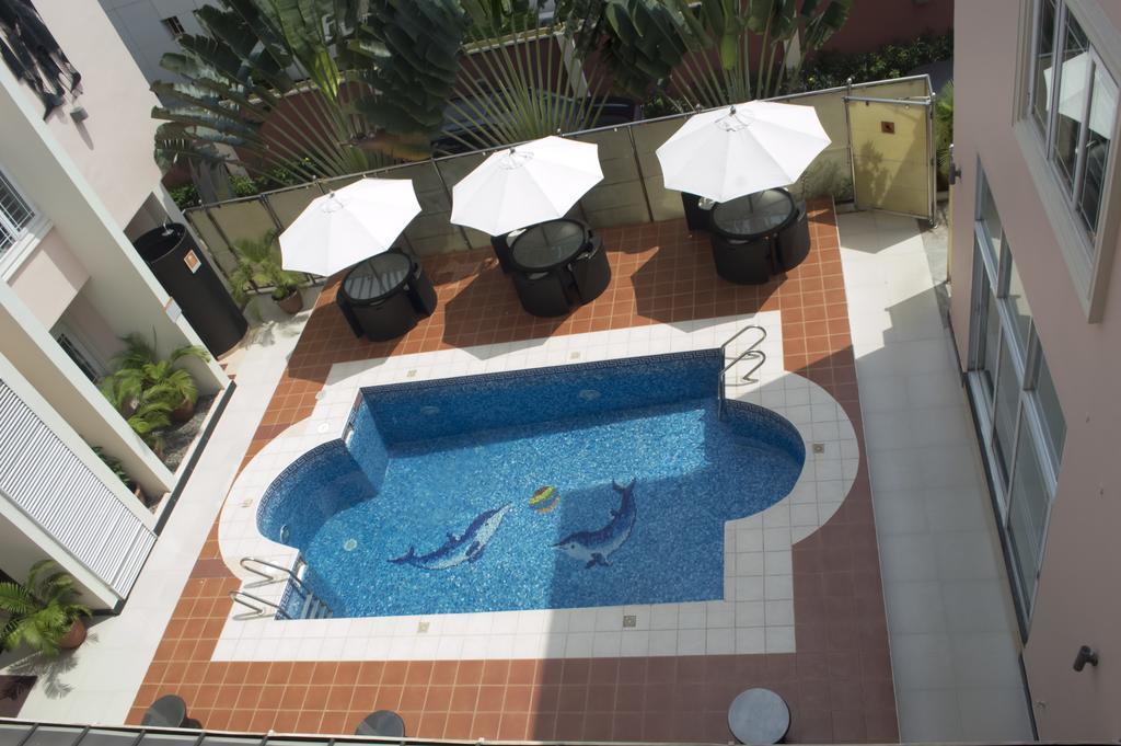 Grandbee Suites Ikeja Exterior foto